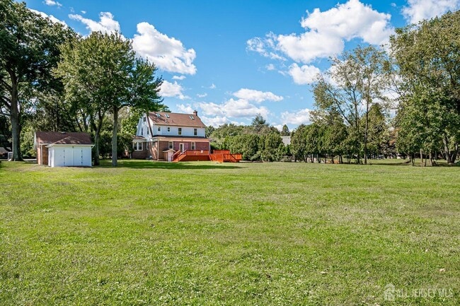 Building Photo - 338 Buckelew Ave