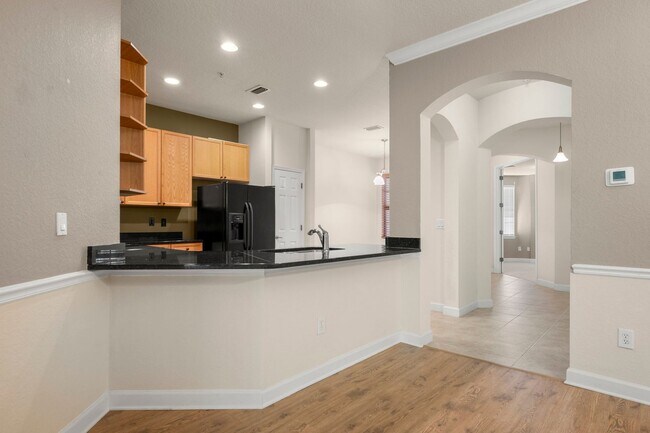 Building Photo - Beautiful Avila 3/2 with preserve view!
