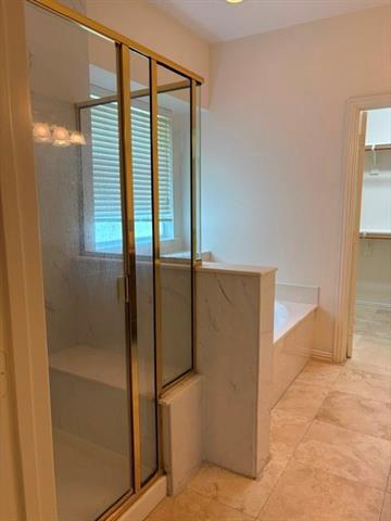 Building Photo - 508 Briar Oaks Dr