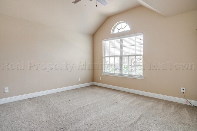 Building Photo - Gorgeous 5 bedroom, 4 bath home in Mansfield ISD