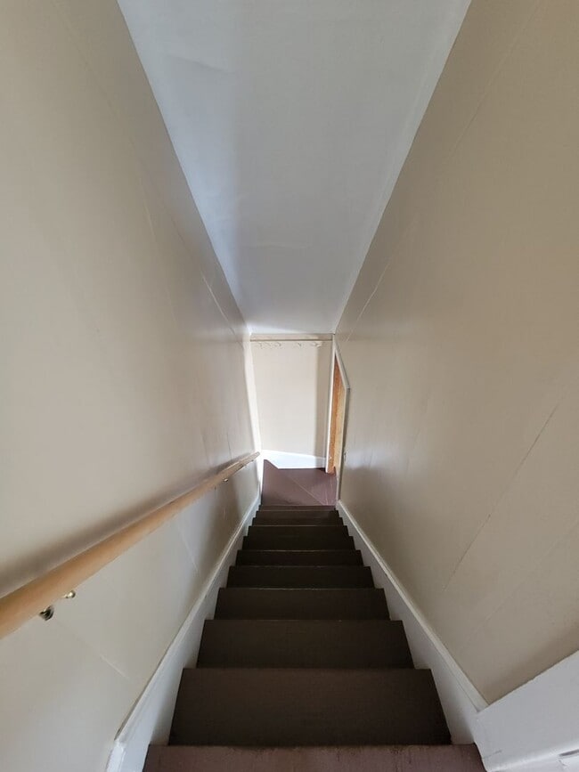 Building Photo - 362 Tolbert Ave