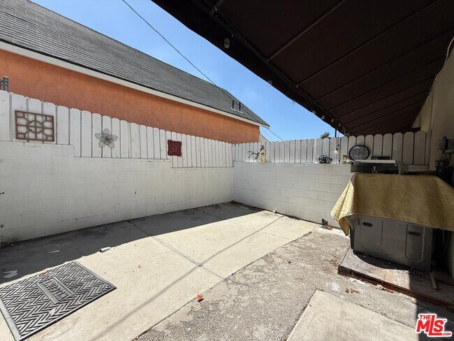 Building Photo - 7174 Valmont St
