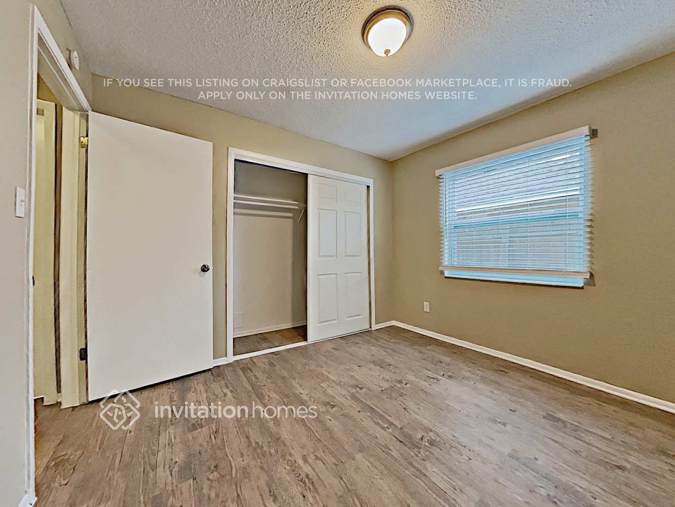 Building Photo - 411 Barrywood Ln