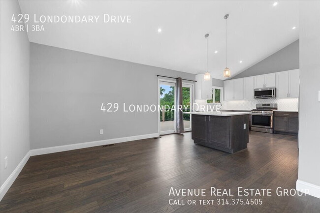 Building Photo - 429 Londondary Dr