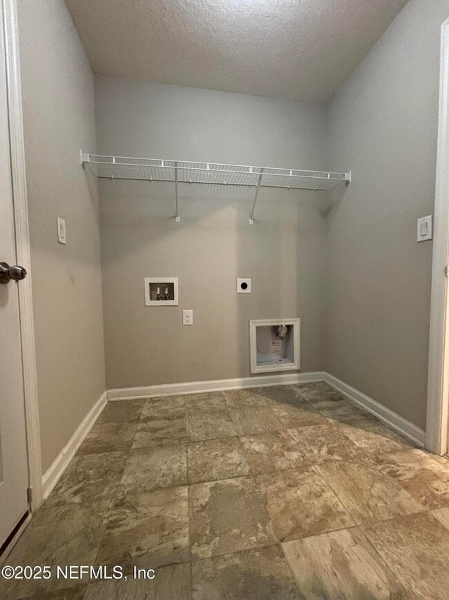 Building Photo - 805 Trellis Bay Dr