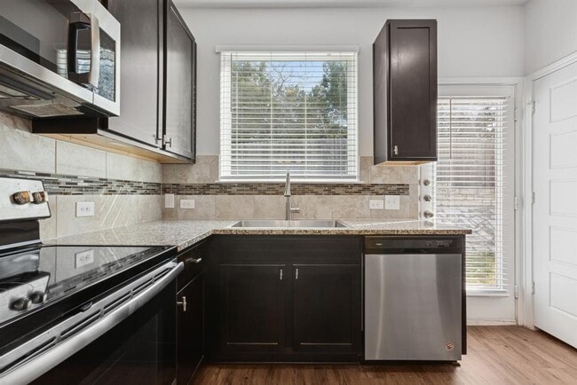 Building Photo - 6101 Steep Cactus Trail