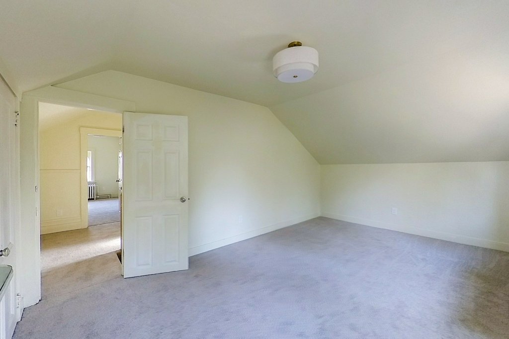 Building Photo - 711 Union St