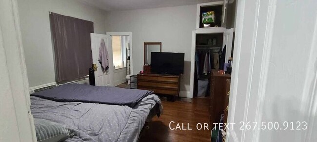 Building Photo - Great 1 bedroom available in University City.