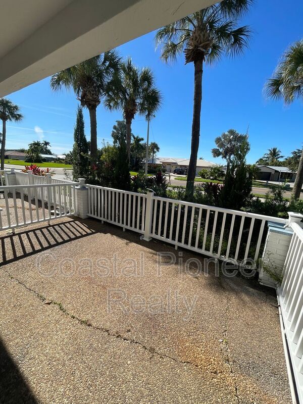 Building Photo - 4250 37th St S