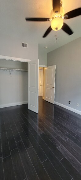 Building Photo - 4276 S Main St