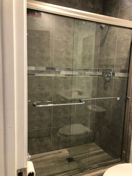 Building Photo - 4831 Alcove Ave