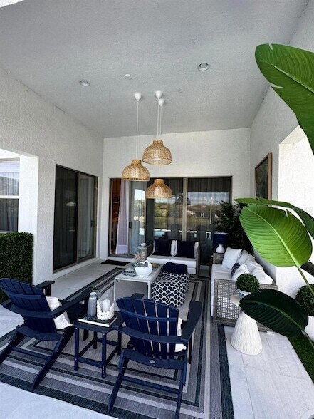 Building Photo - 10778 Citron Oaks Dr