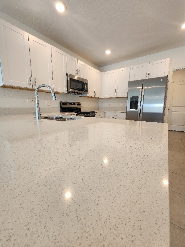 Building Photo - 208 Acorn Rd