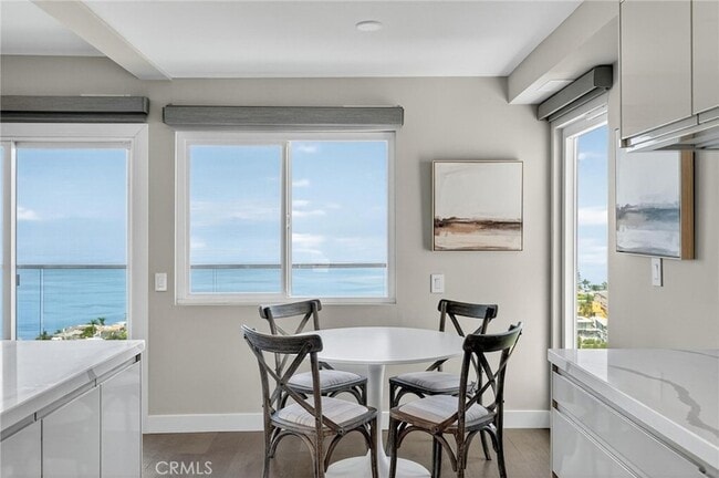 Building Photo - 865 Quivera St