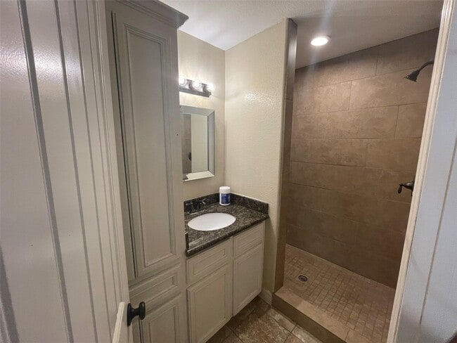 Building Photo - 8230 Constellation Ln