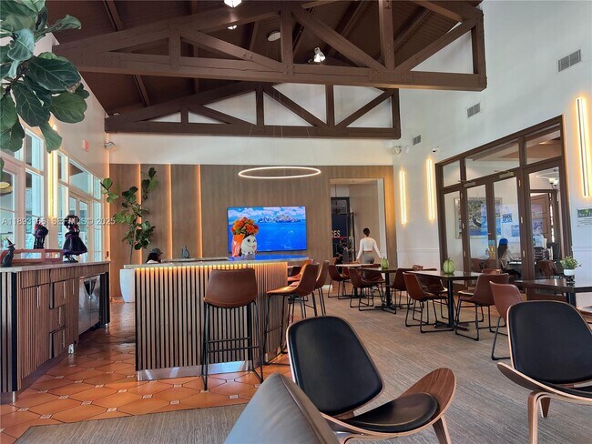 Building Photo - 10700 NW 66th St