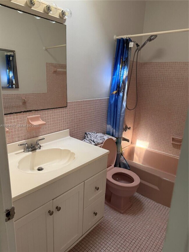 Building Photo - 6856 Abbott Ave