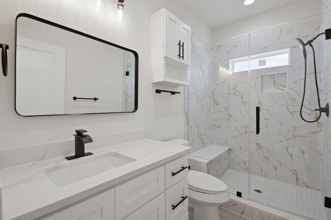 Building Photo - 3320 Francis St