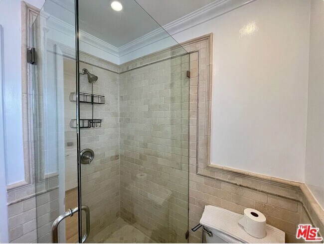 Building Photo - 1111 21st St