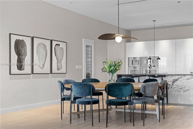 Building Photo - 4701 Meridian Ave