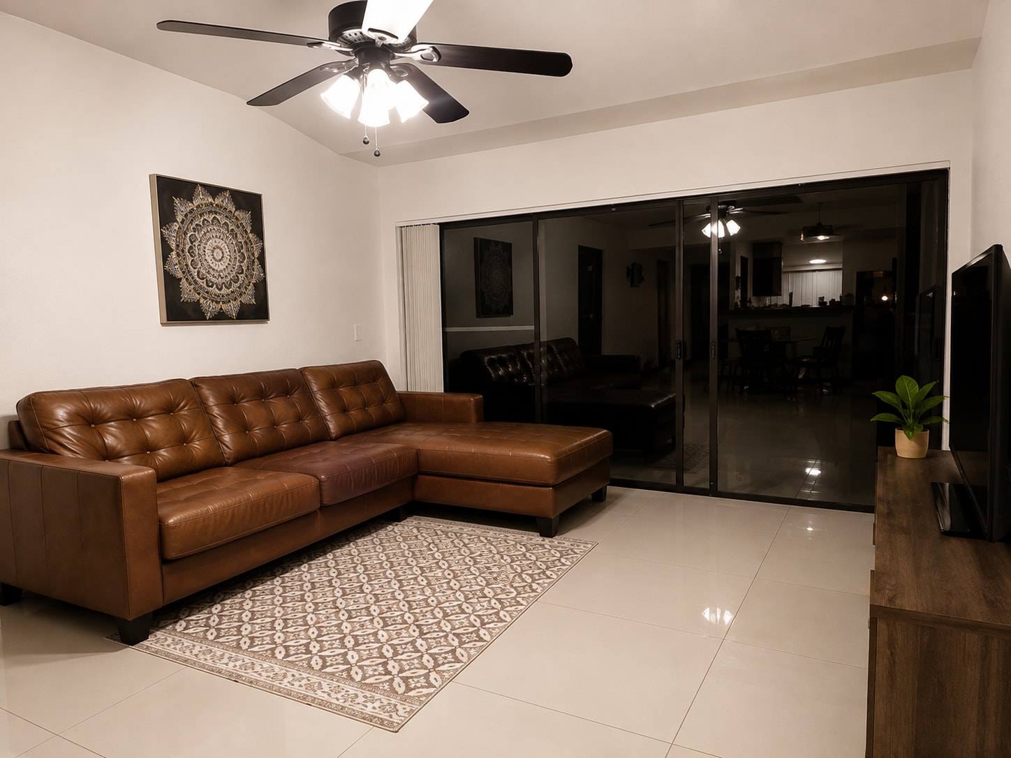 Building Photo - 12760 Spinnaker Ln