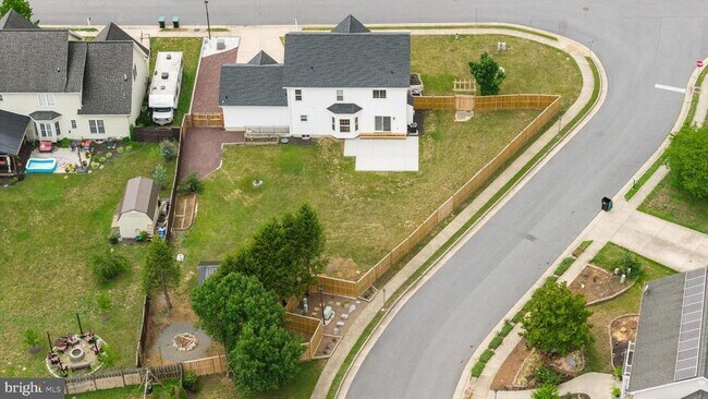 Building Photo - 677 Dellinger Dr