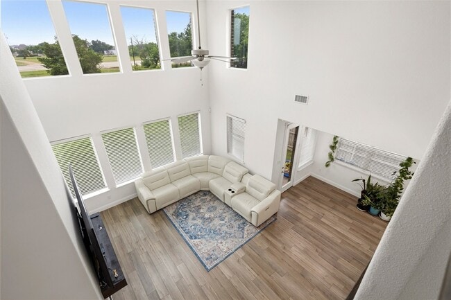 Building Photo - 2213 Cherrybark Trl