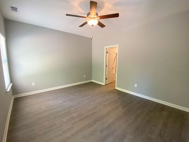 Building Photo - 4 bed, 2.5 bath home built in 2022 in Atoka