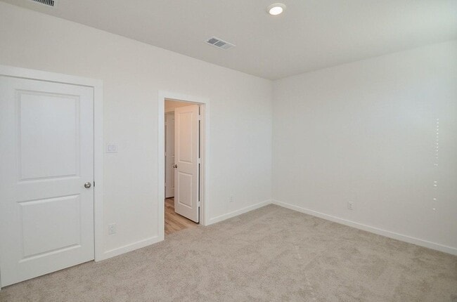 Building Photo - 3249 Loam Ln