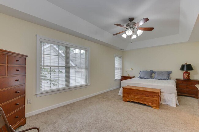 Building Photo - 4609 Town Creek Dr