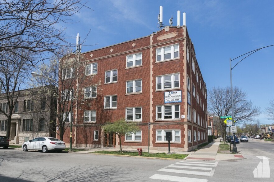 Building Photo - 1604 W Berwyn Ave