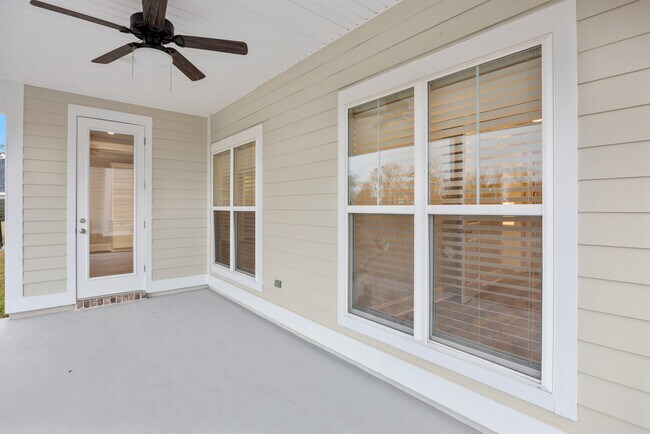 Building Photo - 513 Knotted Pine Ln