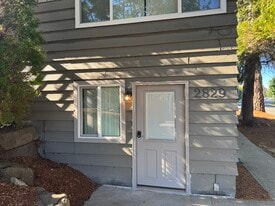 Building Photo - 2829 Larch Way