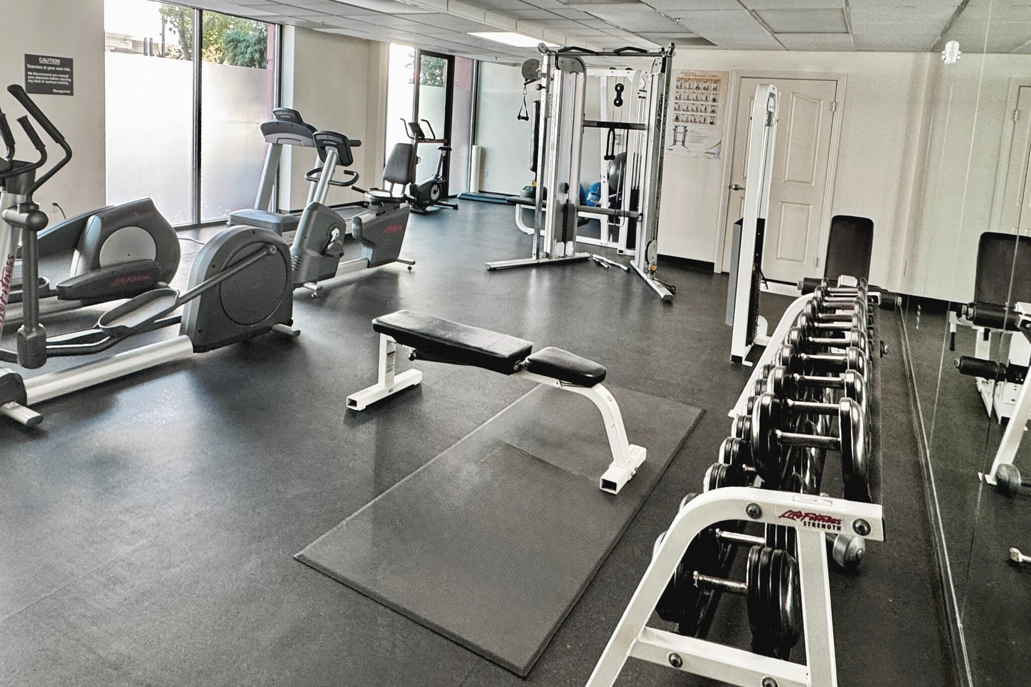 Building Photo - 235 Market St