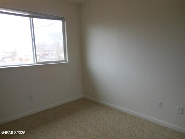 Building Photo - 655 Desert Springs Ct