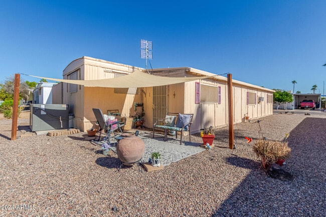 Building Photo - 2650 W Union Hills Dr