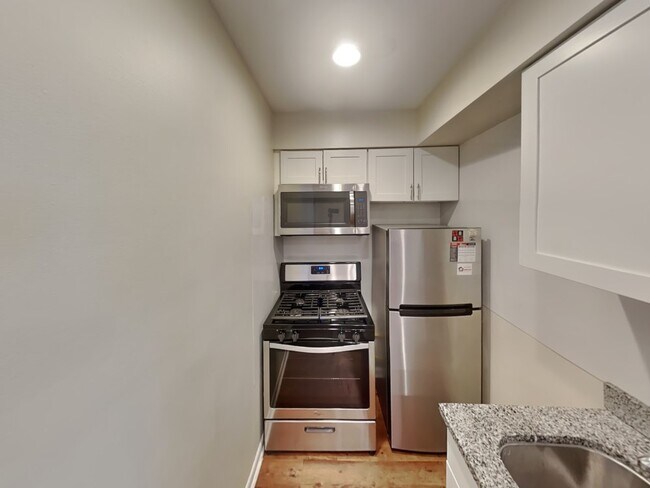Building Photo - 31 Chittenden Ave