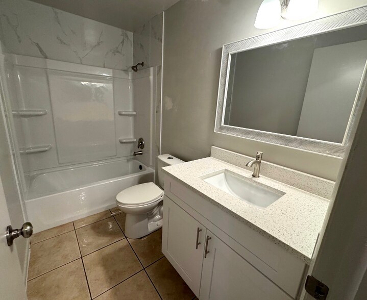 Building Photo - 2188 Arden St