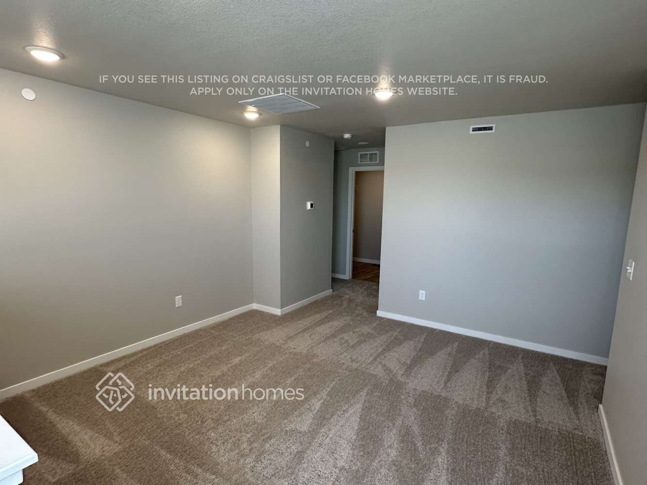 Building Photo - 9352 Ceylon St