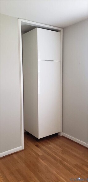 Building Photo - 2318 Leah Rd