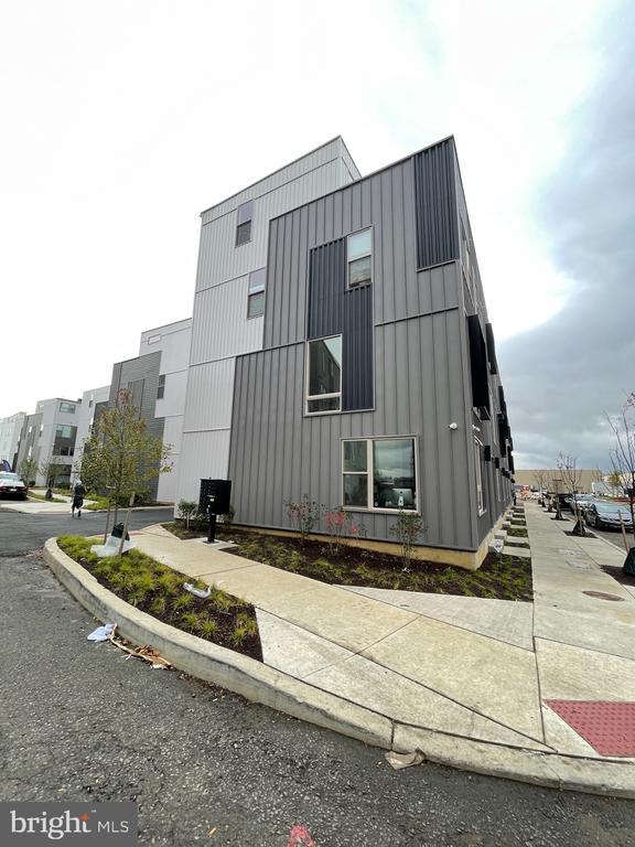 Building Photo - 3100 Riseview Ln