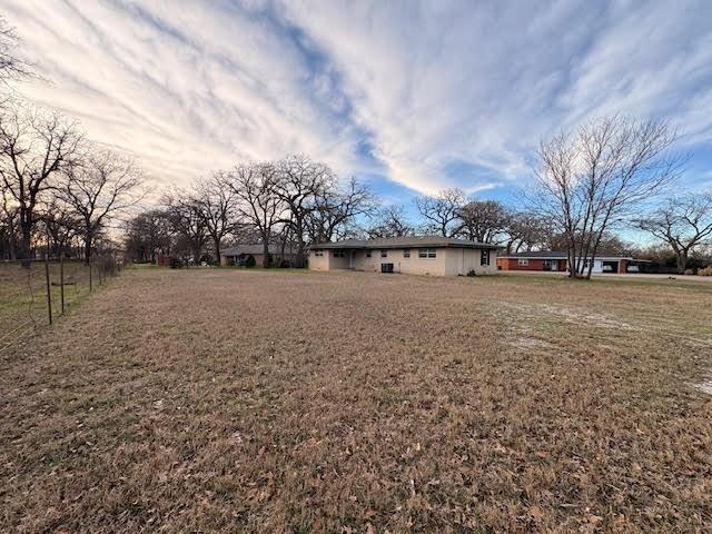 Building Photo - 2104 2nd Ave