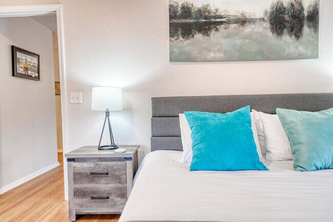 Building Photo - 3204 Cardinal Creek Cir