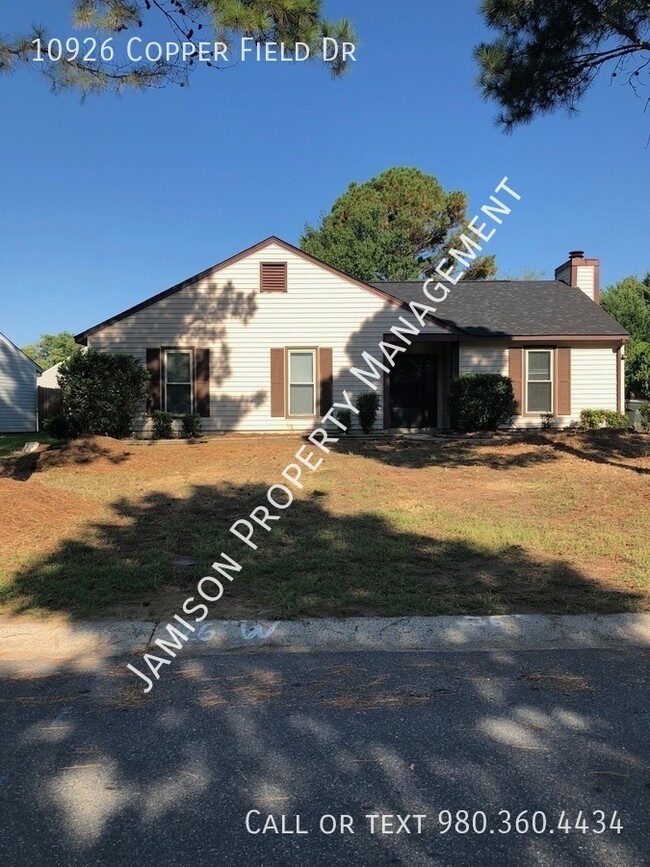 Building Photo - 10926 Copperfield Dr