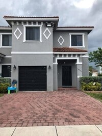 Building Photo - 16303 SW 44th Terrace