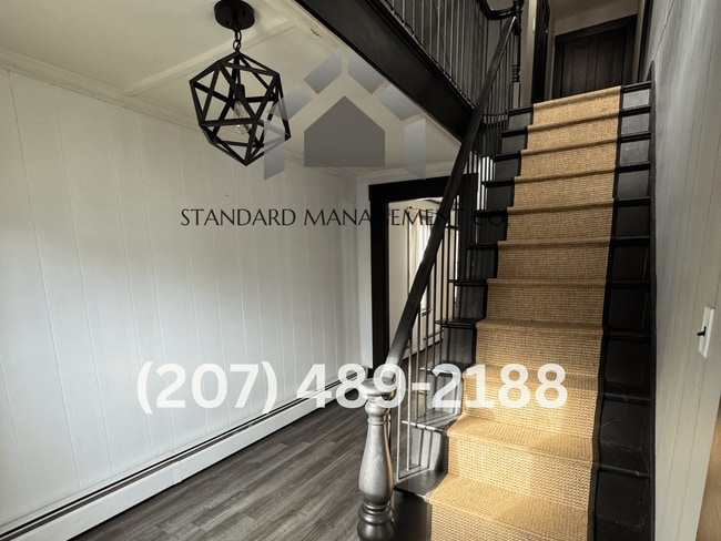 Building Photo - Well Maintained 4 Bedroom Single Family Home for Rent on Elm St, Fairfield