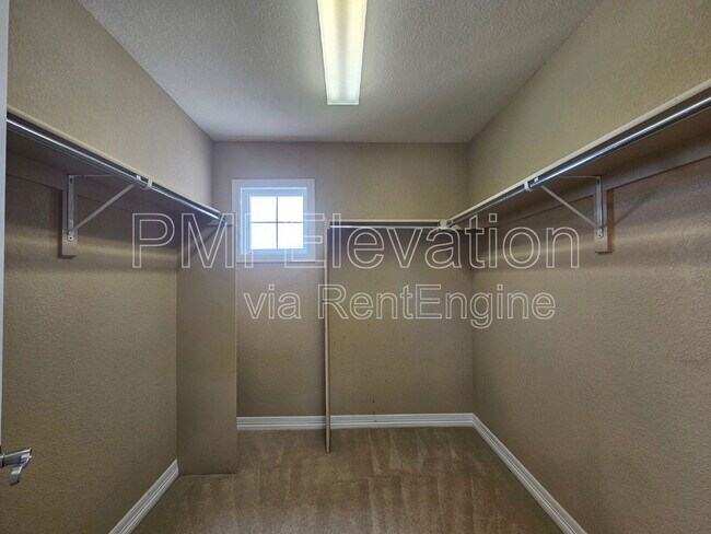 Building Photo - 16448 E Orchard Pl