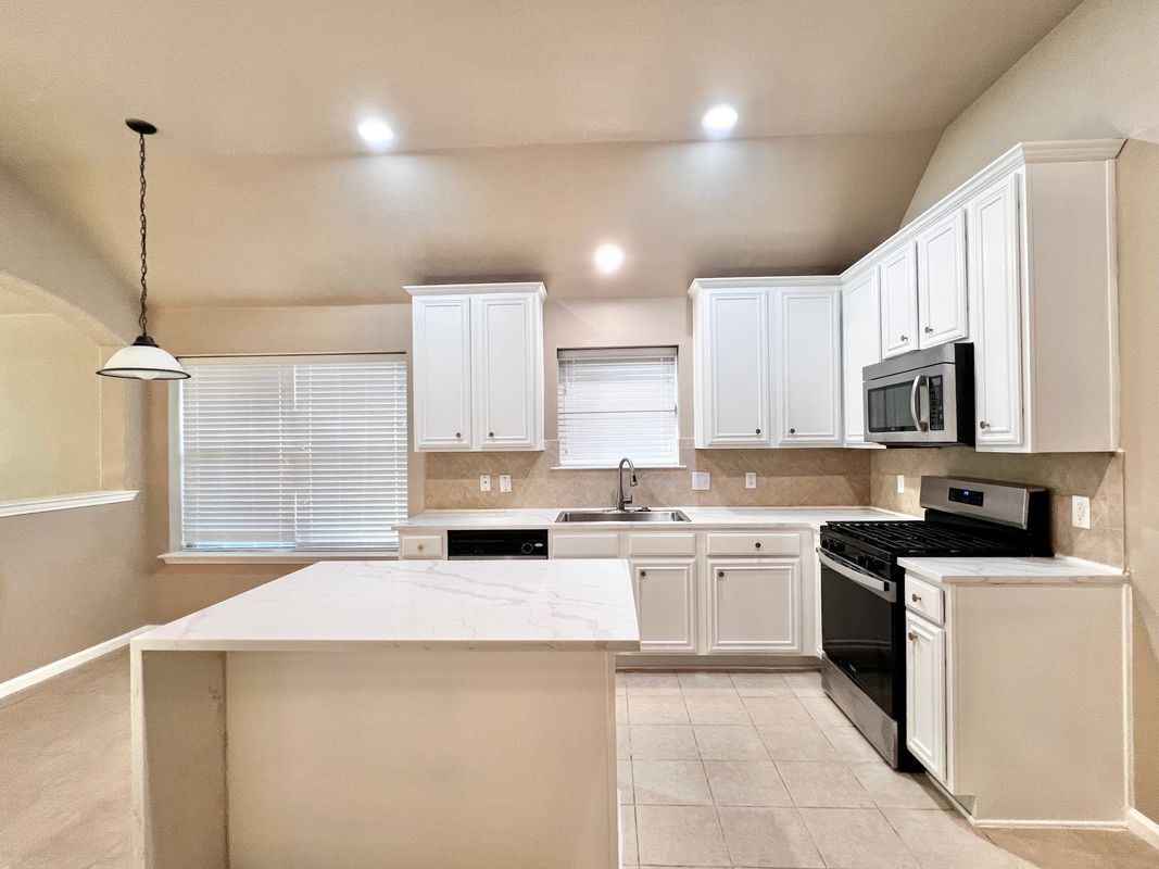 Building Photo - 2513 Slalom Dr