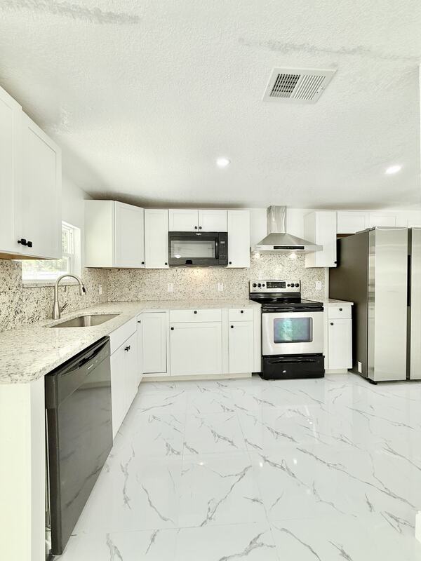 Building Photo - 2712 60th Ave N