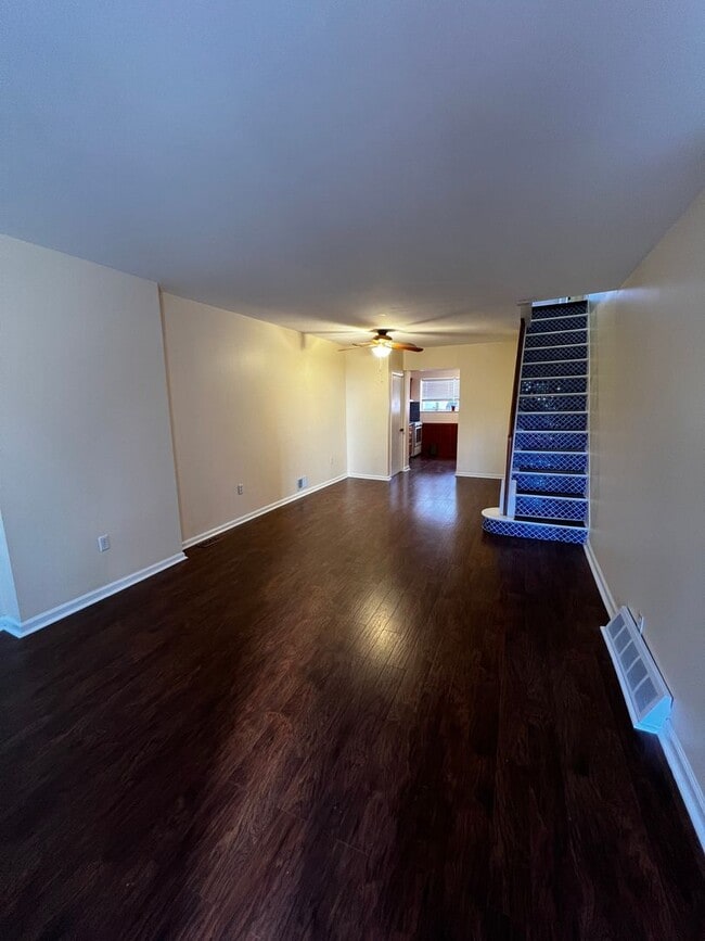 Building Photo - Modern 2 Bed. w/ additional office/small 3rd bedroom Passyunk Square Home w/ W/D, Central Air and...